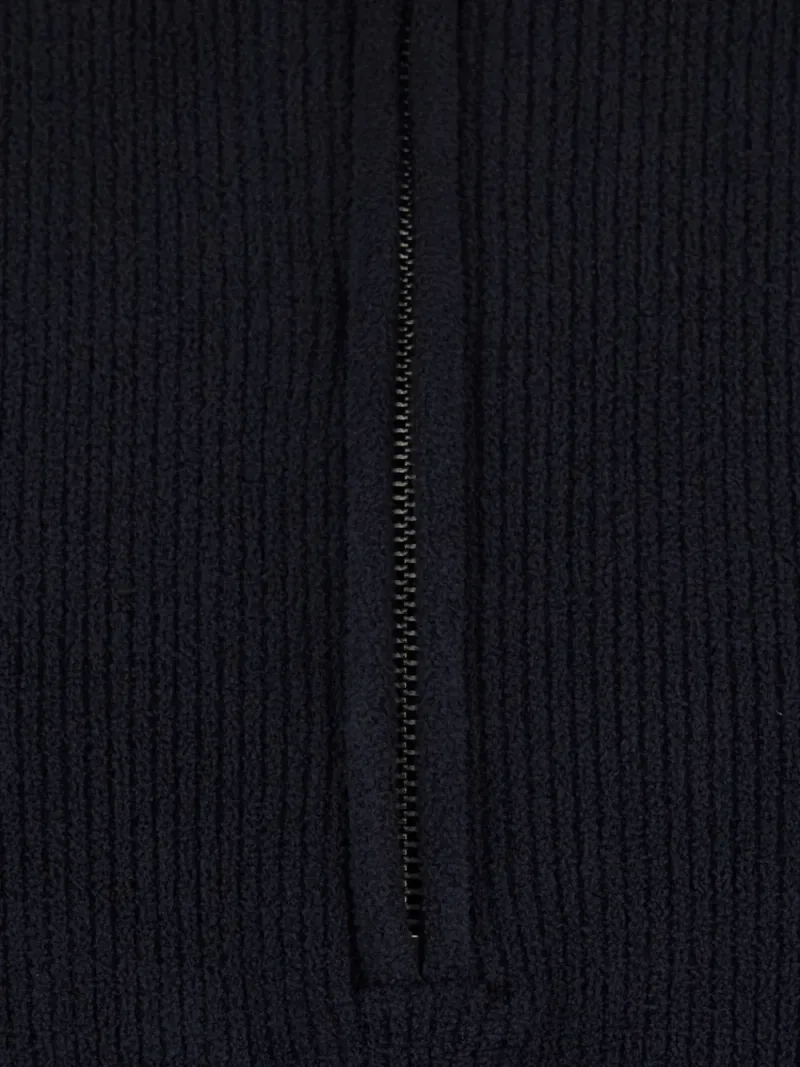 NN.07 — Sweaters — Photo 3 of 3