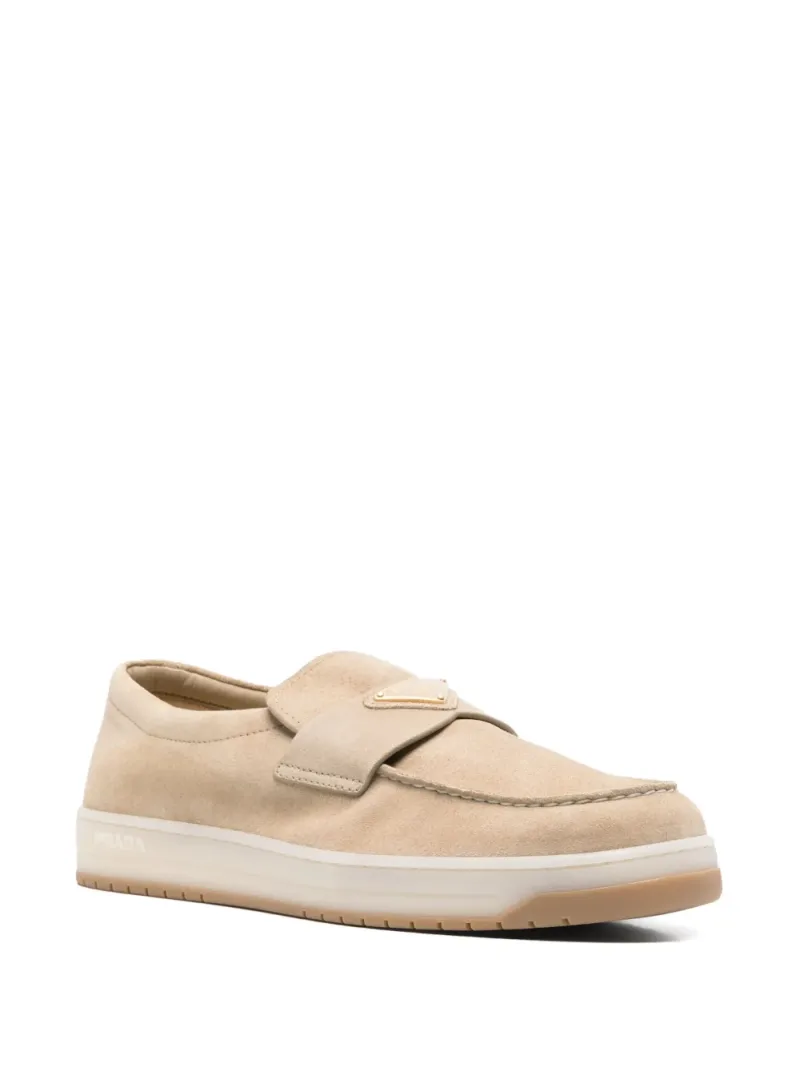 Prada — Triangle-logo loafers — Foto 2 di 4