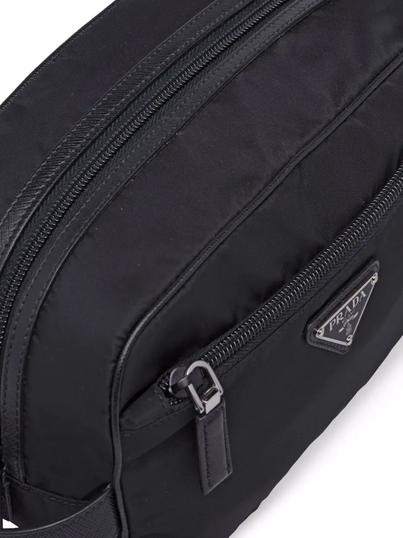 Prada — Logo-plaque wash bag — Foto 4 di 5