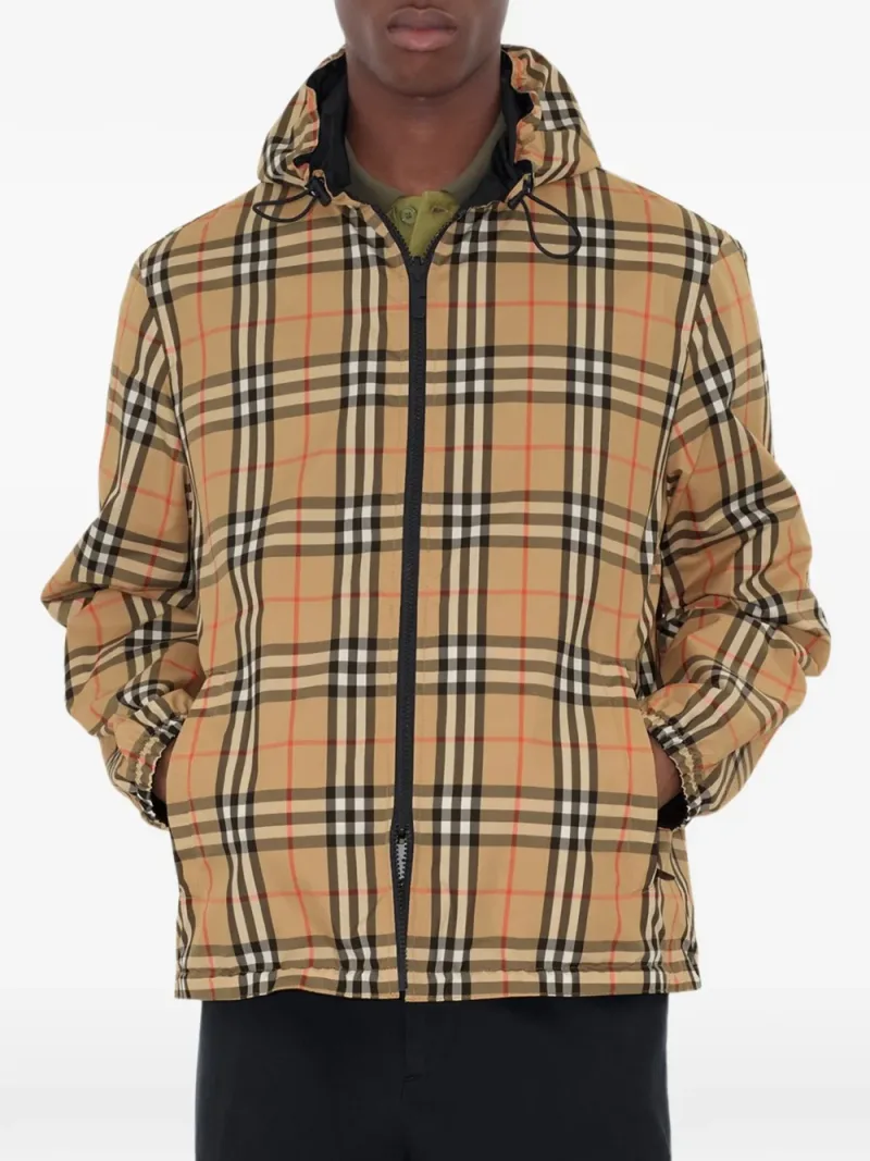 Burberry — Reversible Check hooded jacket — Foto 2 di 5