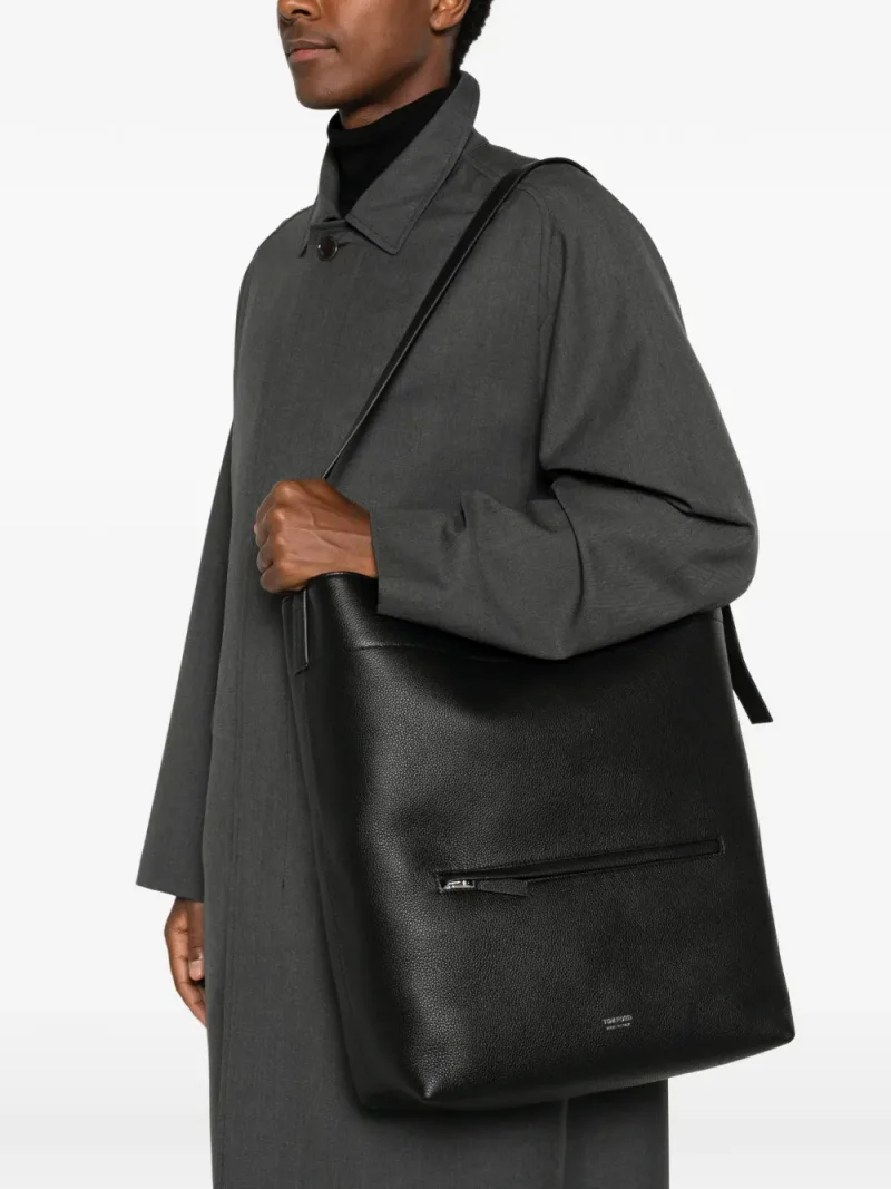Tom Ford — Zip-pocket leather shoulder bag — Foto 2 di 5