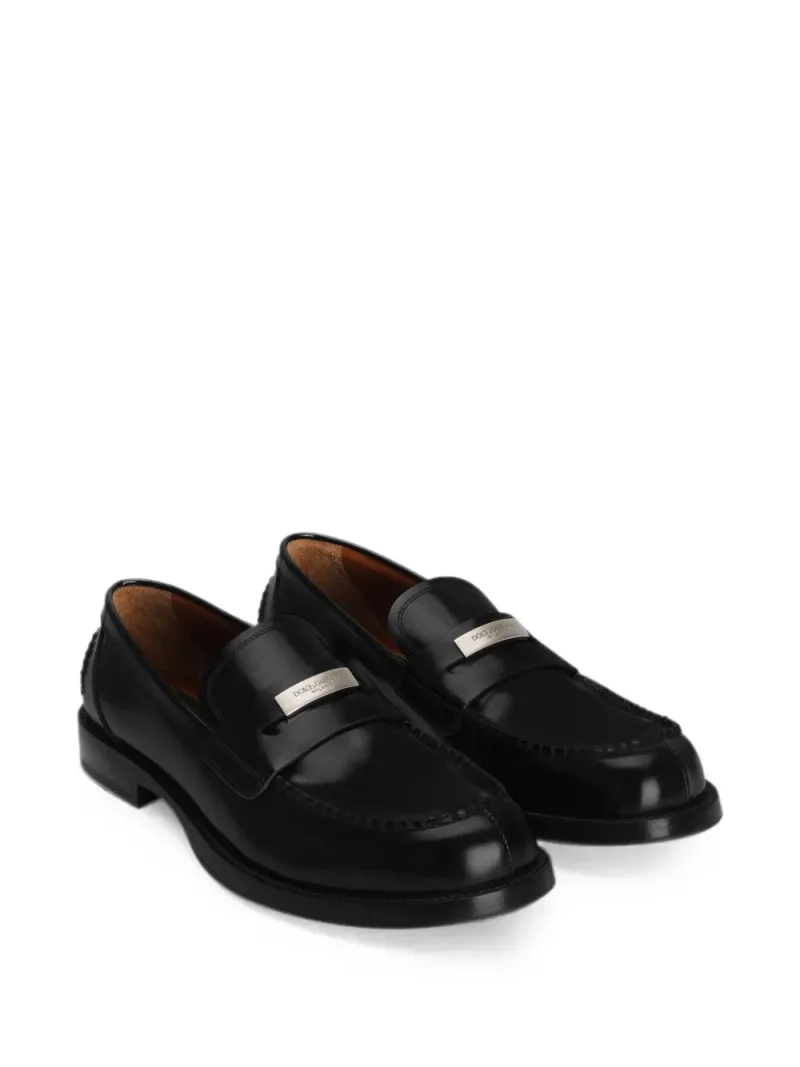 Dolce & Gabbana — Calfskin loafers — Foto 2 di 4