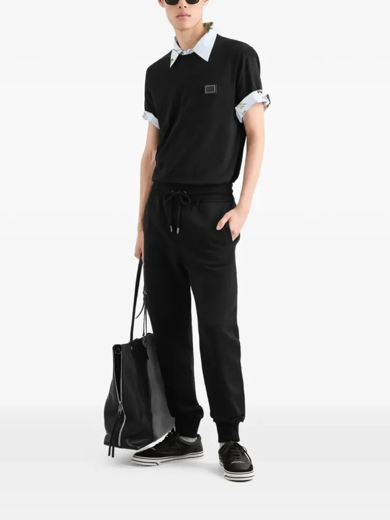 Dolce & Gabbana — Cotton T-shirt with logo plate — Foto 2 di 5