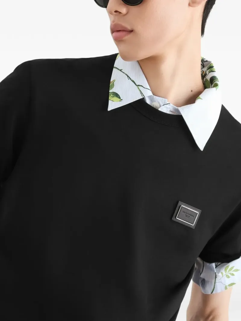 Dolce & Gabbana — Cotton T-shirt with logo plate — Foto 5 di 5
