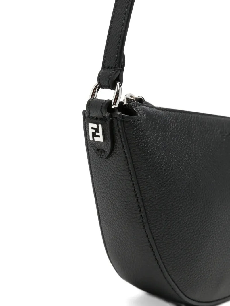 Fendi — Melon Pouch in Halbmondform — Foto 4 von 5