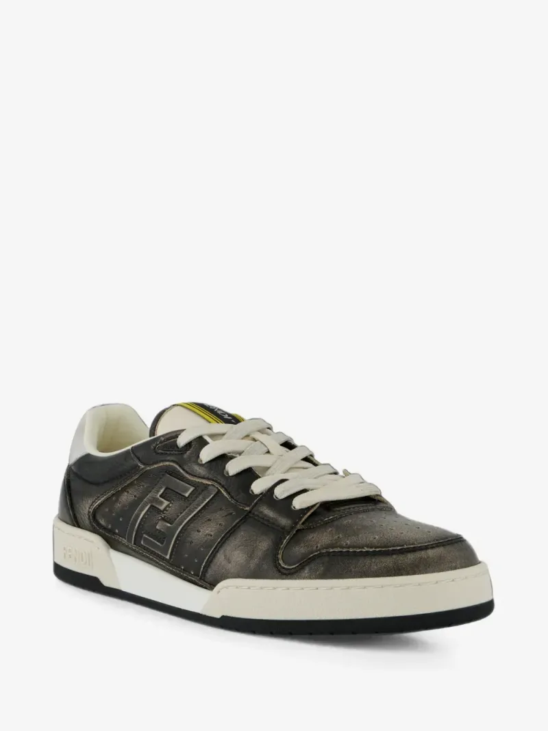 Fendi — Sneaker aus Kalbsleder — Foto 2 von 4