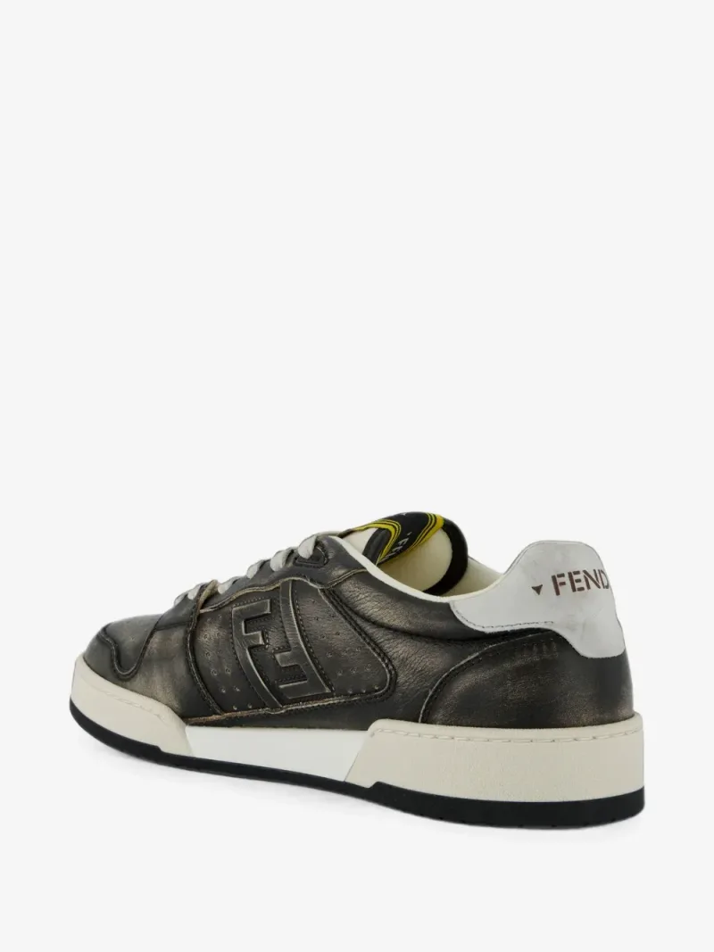 Fendi — Sneaker aus Kalbsleder — Foto 4 von 4
