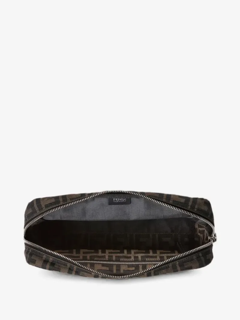 Fendi — Superlight FF Zucca logo clutch bag — Foto 3 di 3