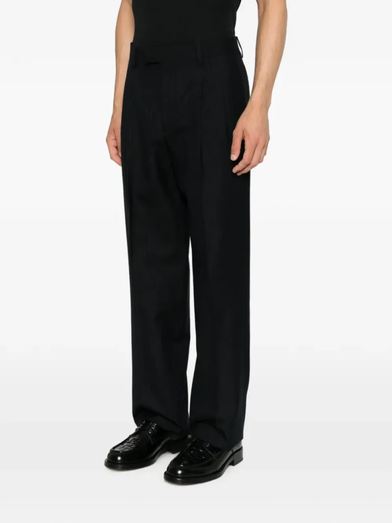 Lardini — Pinstripe-pattern pleated tailored trousers — Foto 3 di 5