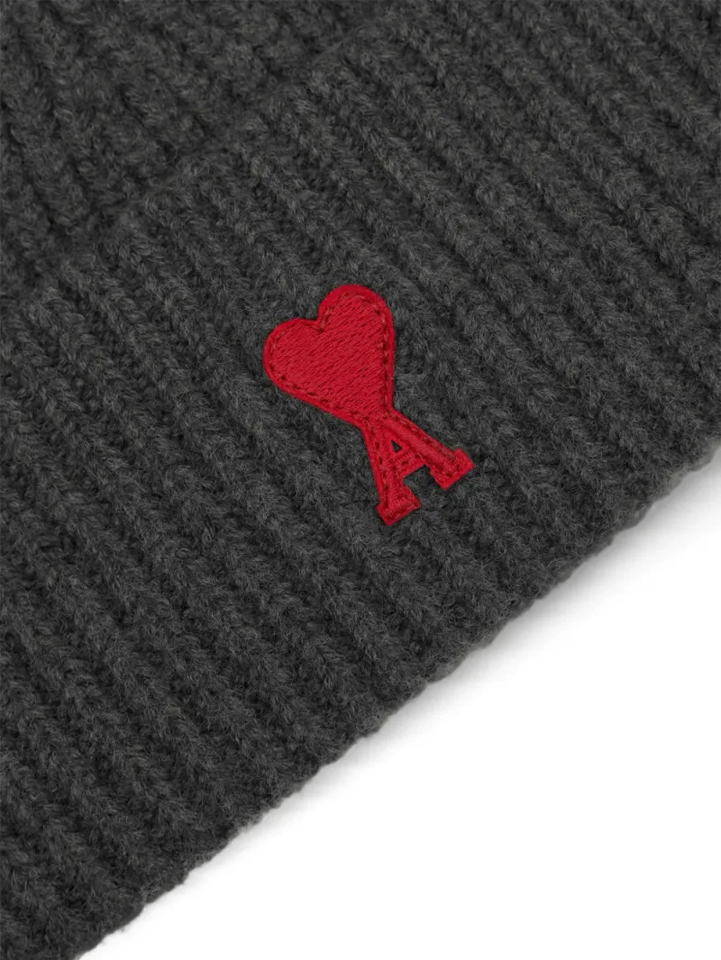 Ami Paris — Gorro de lana negro con Ami de Coeur — Foto 3 de 5
