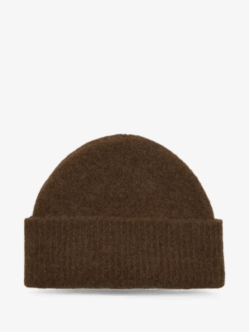 Ami Paris — Ami de Coeur alpaca beanie hat — Photo 2 of 3