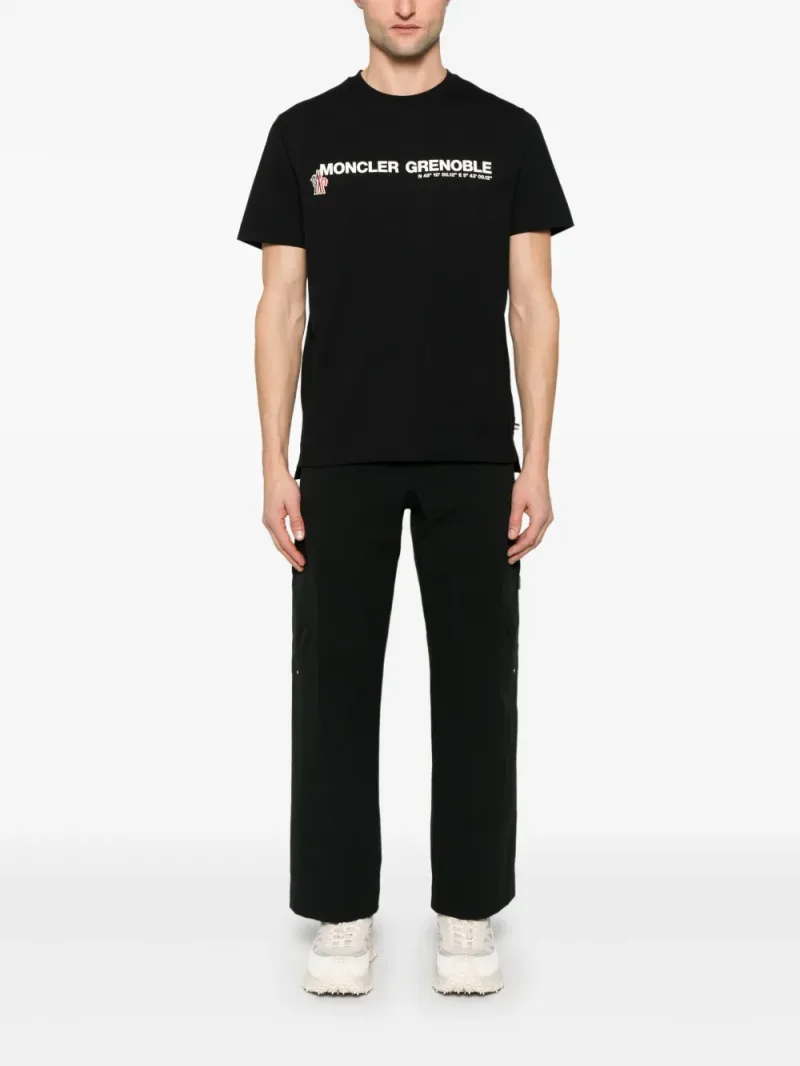 Moncler Grenoble — Graphic-print crew-neck T-shirt — Foto 2 di 4