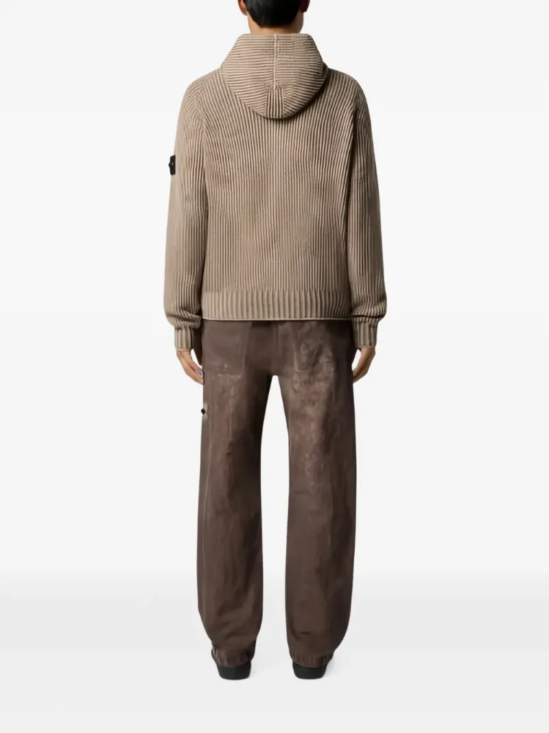 Stone Island — Ribbed-knit Compass-patch hoodie — Foto 2 di 2