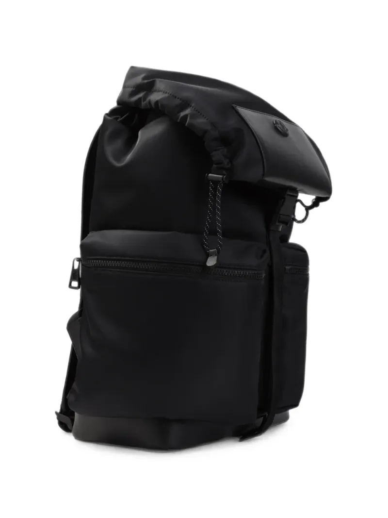 Moncler — logo-plaque buckled backpack — Foto 3 di 4