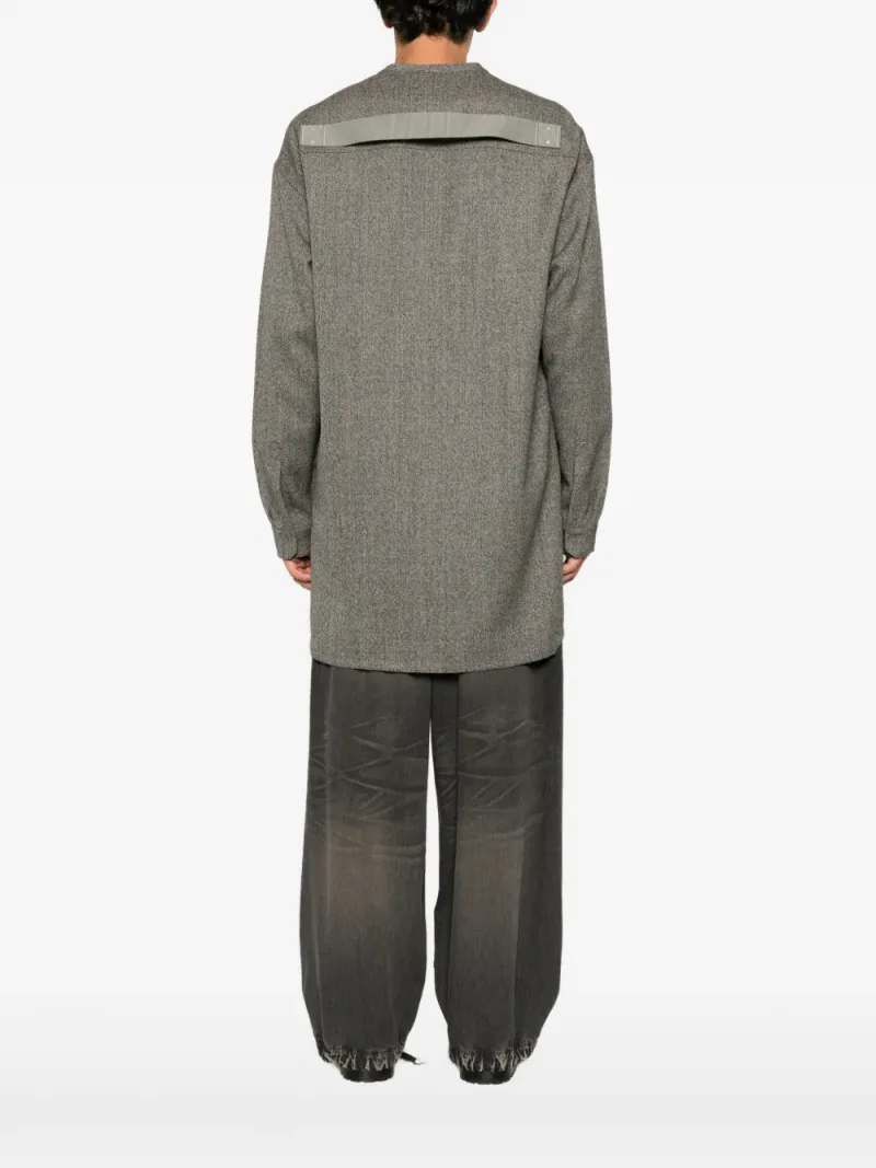 Rick Owens — Kragenloses Hemd mit Webriemen — Foto 3 von 4