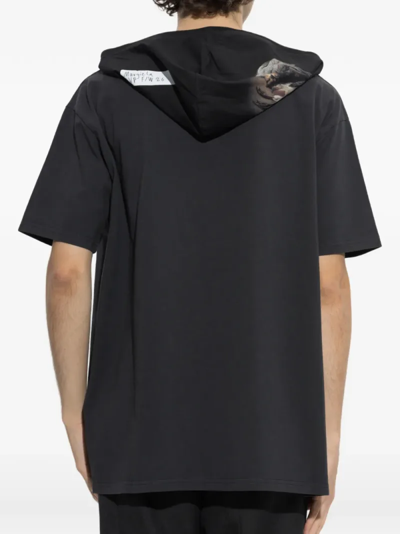 Maison Margiela — T-shirt à imprimé graphique — Photo 4 sur 5