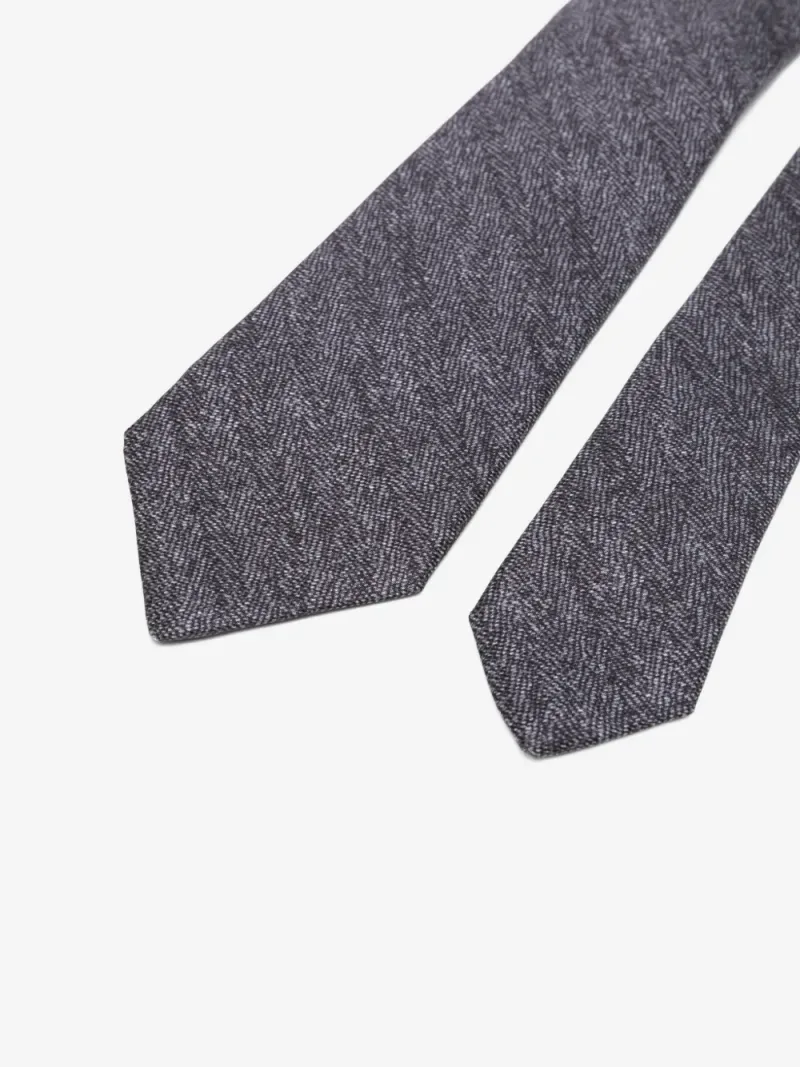 Kiton — Cravatta in seta — Foto 2 di 2