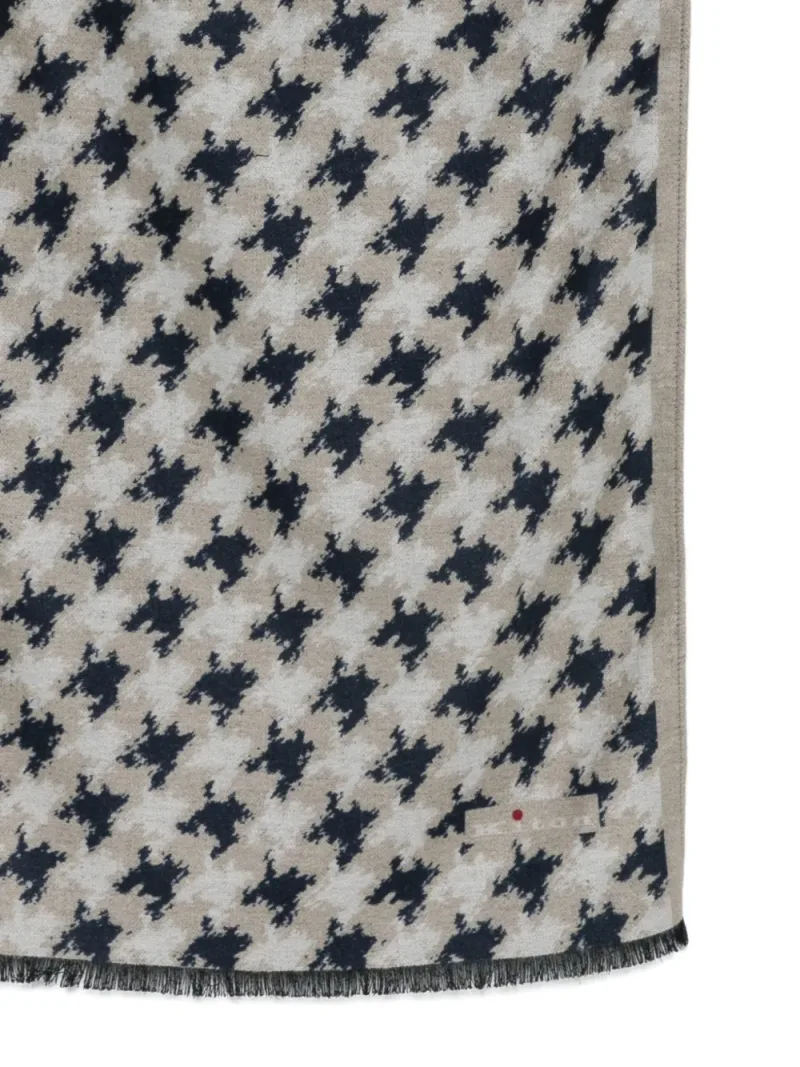 Kiton — Houndstooth-pattern frayed-edge scarf — Foto 3 von 3
